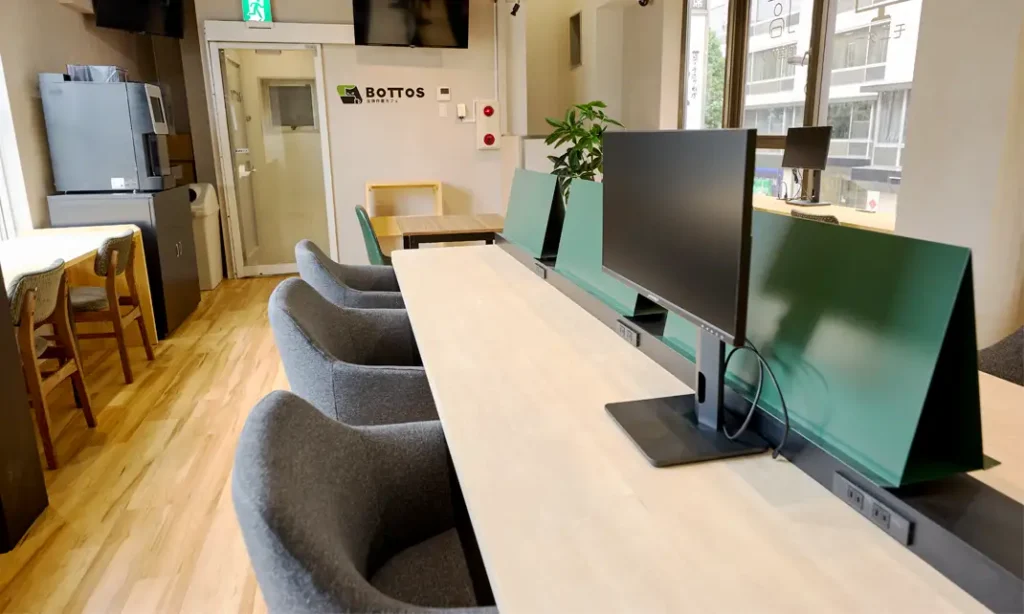 2階カジュアルエリアの写真